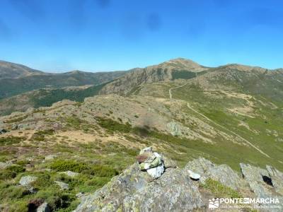 Pico Santuy; El Cerrón; circo gredos mochila de trekking sitios para visitar en la comunidad de mad